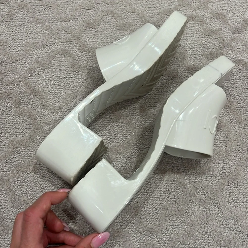 White Gucci jelly rubber platform slip on sandal mule slides size 40
